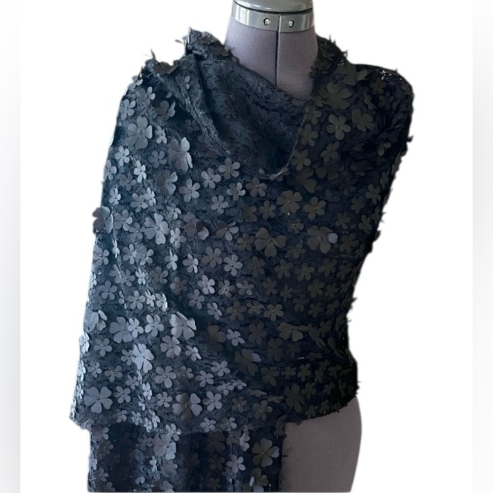 Karl Lagerfeld Black Floral Lace Wrap